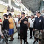 Tim Monitoring dan Evaluasi Implementasi Surat Edaran Gubernur Bali Nomor 09 Tahun 2025 Kunjungi Pasar Nyanggelan, Panjer