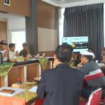 Kepala Bidang Pemajuan Hukum Adat DPMA Paparkan Materi Harmonisasi Awig-Awig dan Pararem Desa Adat