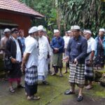 Tim Monev Surat Edaran Gubernur Bali Nomor 09 Tahun 2025 Melaksanakan Monitoring di Pura Luhur Batukaru